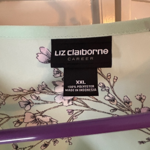 Liz Claiborne Mint Green Floral Blouse - Picture 2 of 3